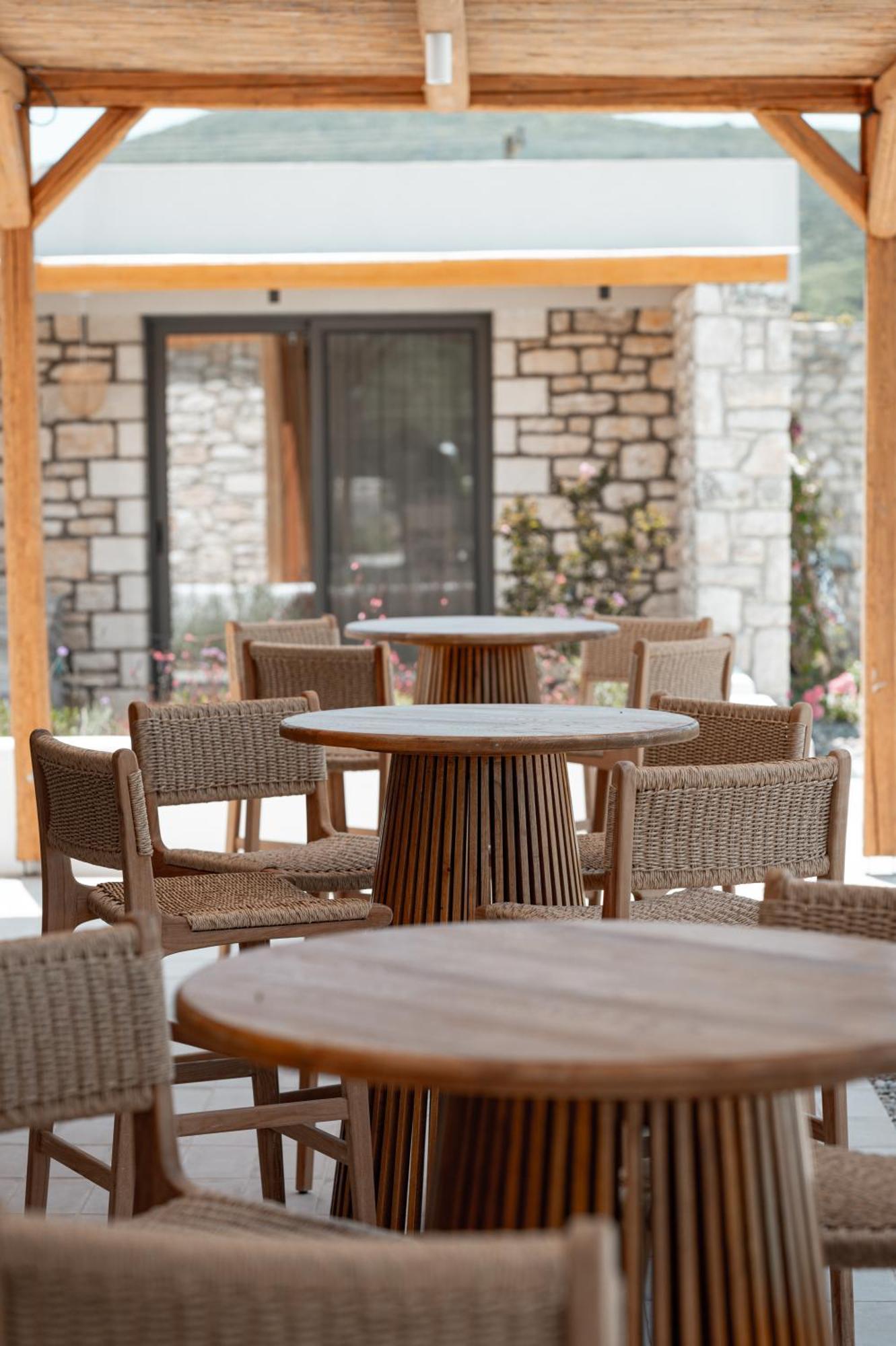 Trinity Design Suites Valanidorachi 외부 사진