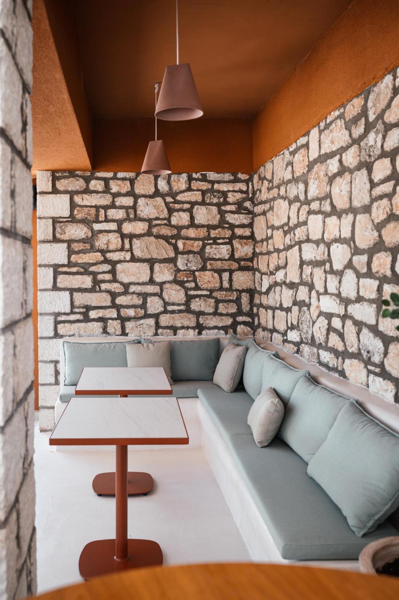 Trinity Design Suites Valanidorachi 외부 사진